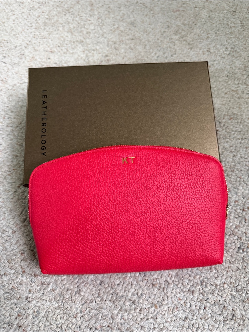 Leatherology Medium Makeup Pouch Monogrammed KT